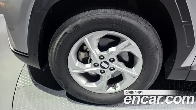 Hyundai Tucson Tucson (NX4) Дизель 2.0 4WD — Фото автомобиля 4