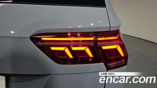 Volkswagen Tiguan Tiguan 2 поколение 2.0 TDI Prestige — Фото автомобиля 18