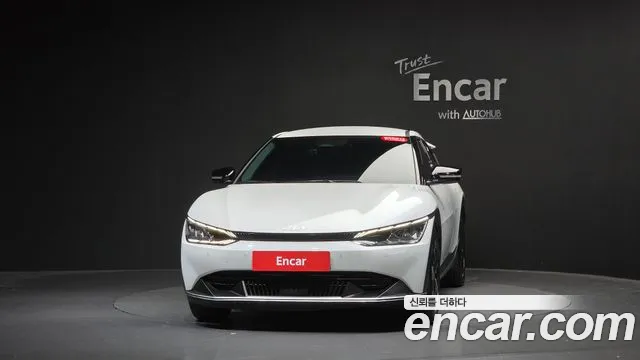 Kia EV6 — Фото автомобиля 2