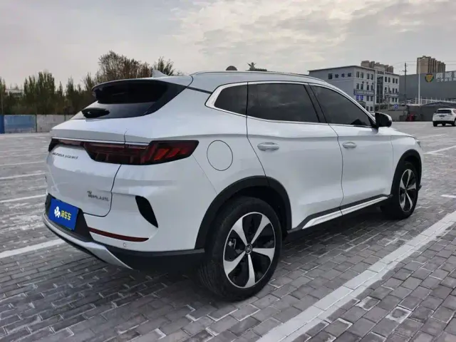 BYD Song PLUS — Фото автомобиля 2