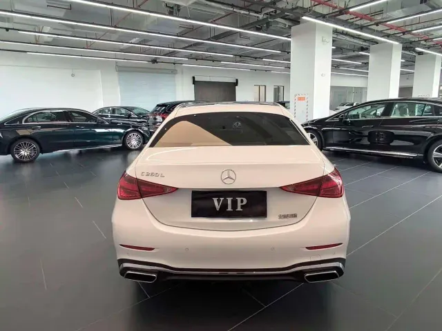 Mercedes-Benz C-Class — Фото автомобиля 4