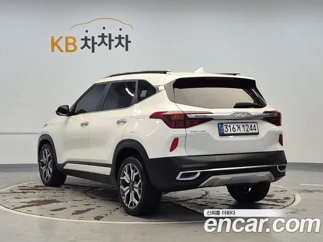 Kia Seltos — Фото автомобиля 2