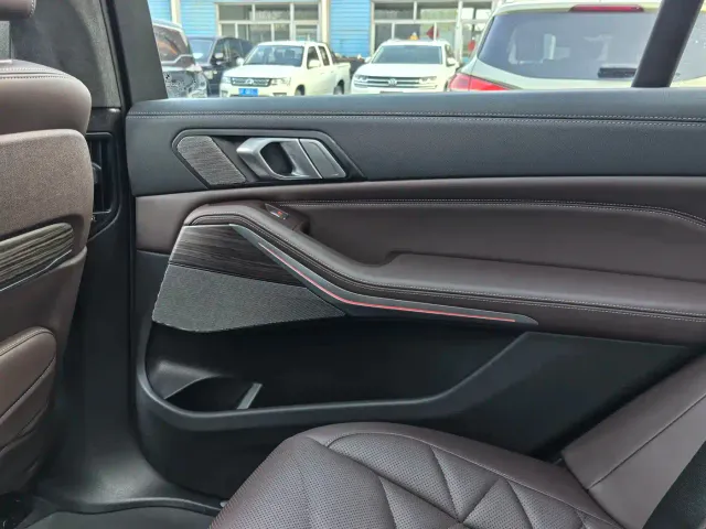 BMW X5 — Фото автомобиля 14