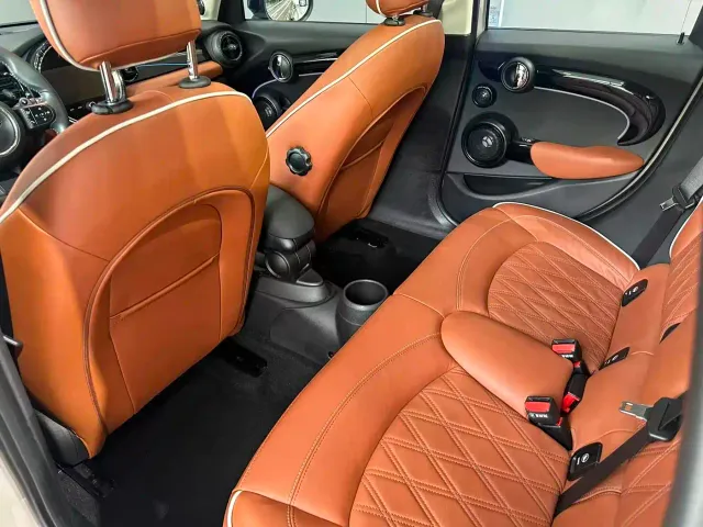MINI Hatch — Фото автомобиля 9