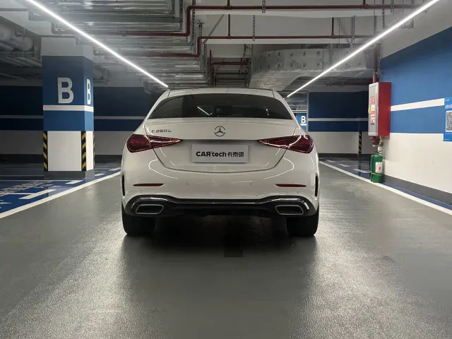 Mercedes-Benz C-Class — Фото автомобиля 6