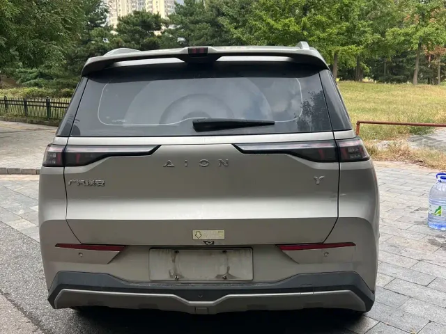 GAC Aion Y — Фото автомобиля 6