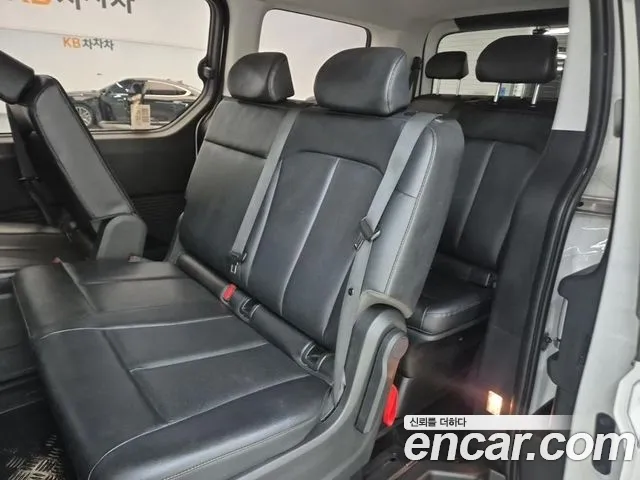 Hyundai Staria — Фото автомобиля 12