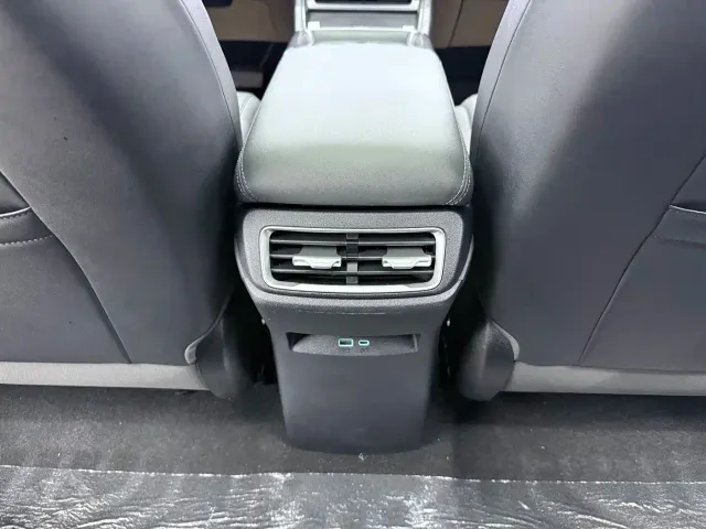 BYD Qin L — Фото автомобиля 11