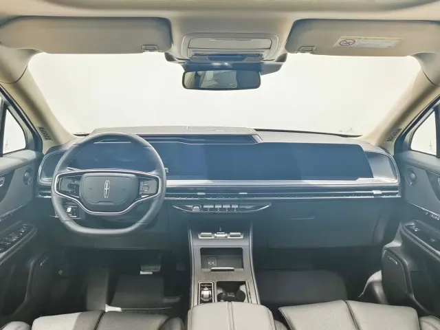 Lincoln Corsair — Фото автомобиля 19