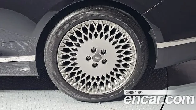 Genesis G80 RG3 — Фото автомобиля 6