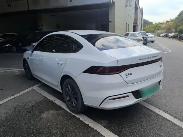 BYD Qin PLUS — Фото автомобиля 4