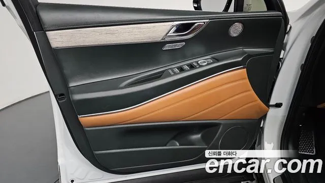 Genesis GV80 — Фото автомобиля 12
