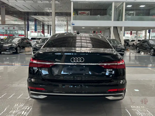 Audi A6L — Фото автомобиля 17