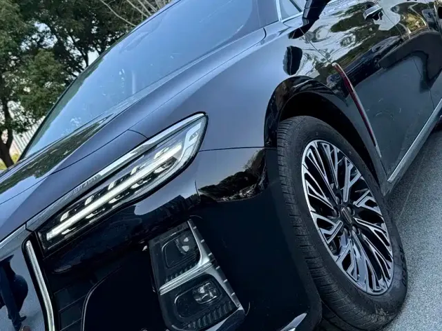 Hongqi H5 — Фото автомобиля 16