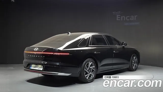 Hyundai Grandeur GN7 — Фото автомобиля 2
