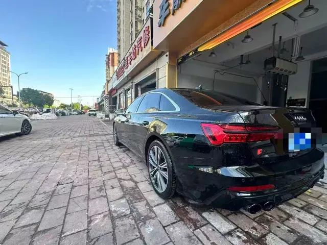 Audi A6L — Фото автомобиля 4