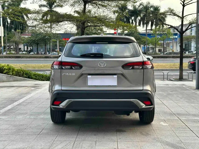 Toyota Frontlander — Фото автомобиля 3