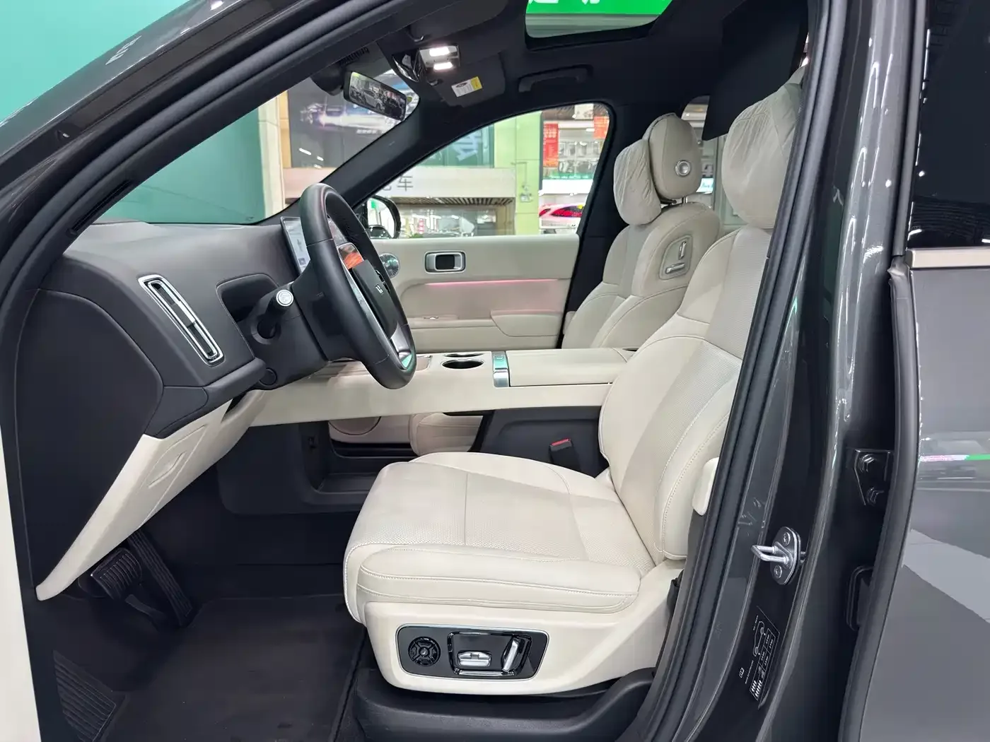 Li Auto Li Xiang L9 2025 Ultra Smart Renewal Edition — Фото автомобиля 17