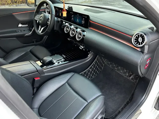 Mercedes-Benz A-Class — Фото автомобиля 20