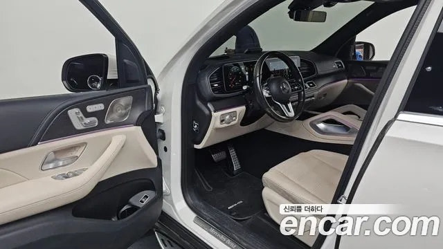 Mercedes-Benz GLS-Class — Фото автомобиля 10