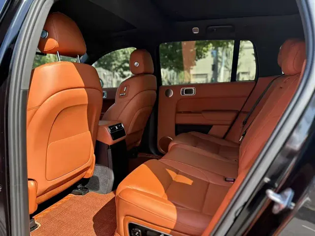 Li Auto L7 — Фото автомобиля 4