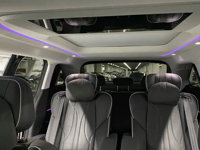 Xpeng X9 — Фото автомобиля 12
