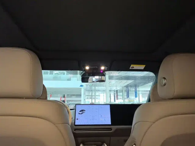 Li Auto i6 — Фото автомобиля 17
