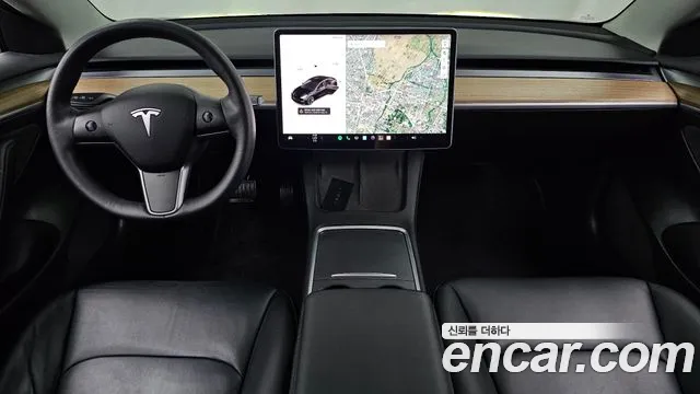 Tesla Model 3 — Фото автомобиля 7