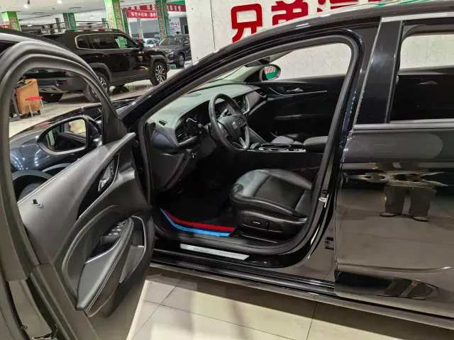 Buick Regal — Фото автомобиля 7
