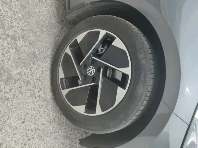 Volkswagen ID.3 — Фото автомобиля 6
