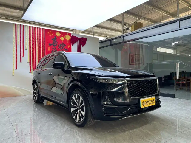 Li Auto ONE — Фото автомобиля 2