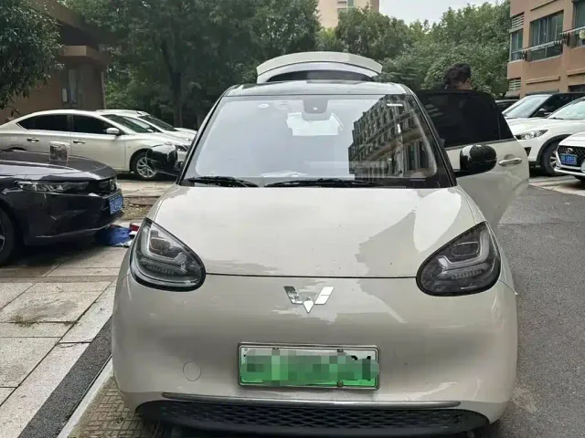 Wuling Bingo — Фото автомобиля 3