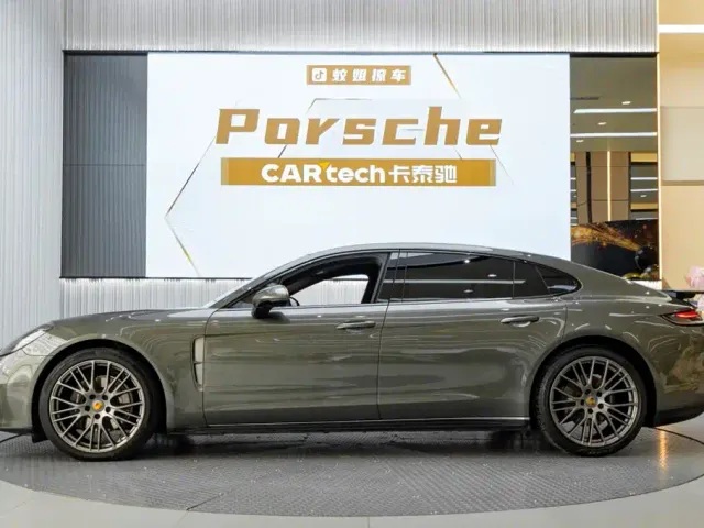 Porsche Panamera — Фото автомобиля 3