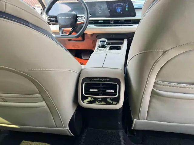 Chery Arrizo 8 — Фото автомобиля 14