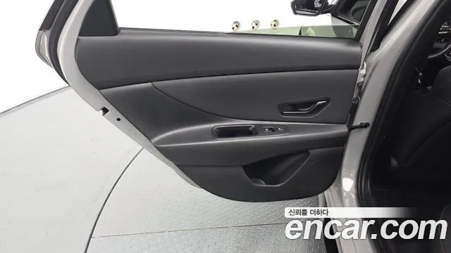 Hyundai AVANTE Новый Avante (CN7) — Фото автомобиля 21