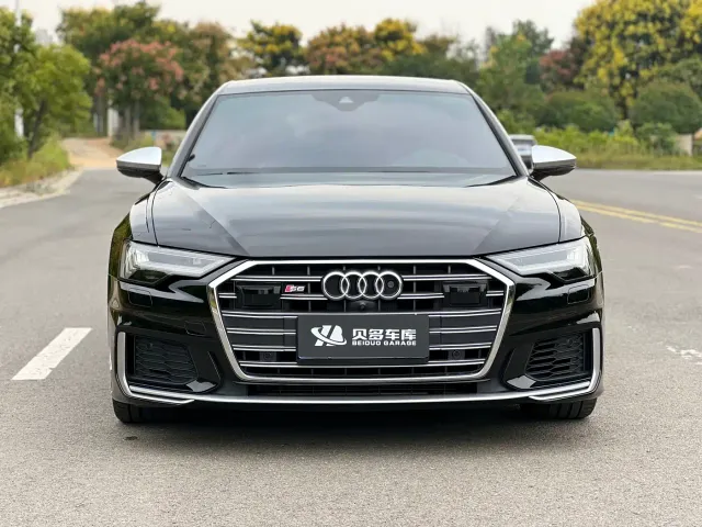Audi S6 — Фото автомобиля 2