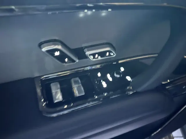 Land Rover Range Rover Sport — Фото автомобиля 8