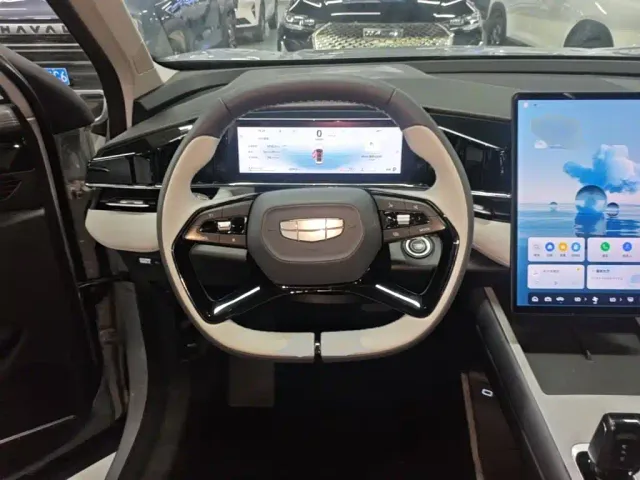 Geely Boyue L — Фото автомобиля 10