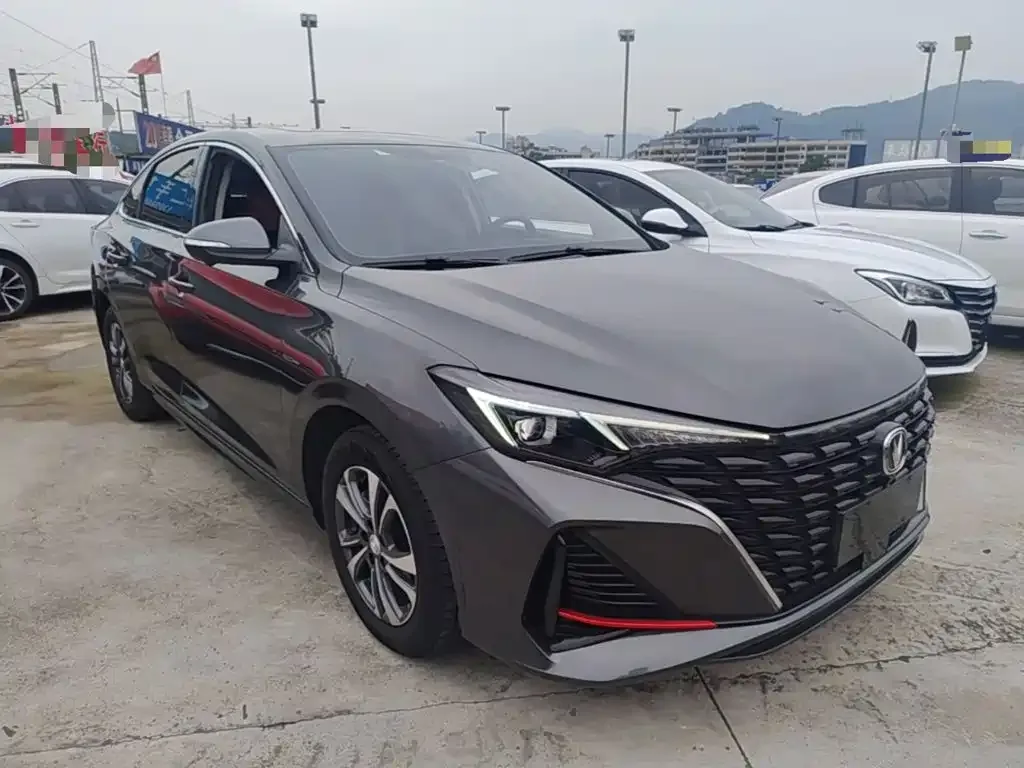 Changan Eado 2024 PLUS Blue Whale NE 1.4T GDI DCT High Performance Edition — Фото автомобиля 3