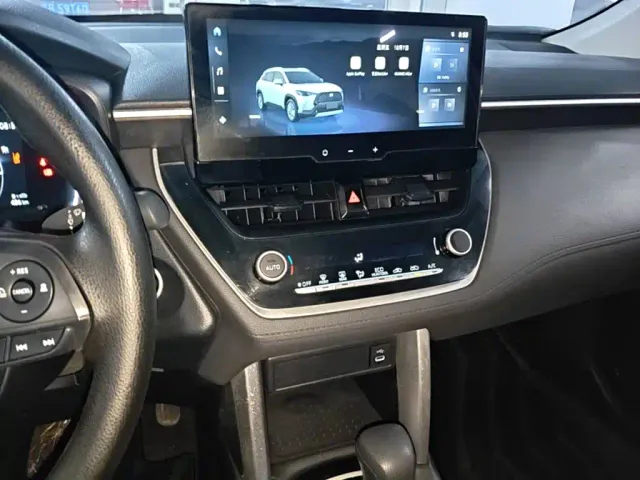 Toyota Corolla Cross — Фото автомобиля 12