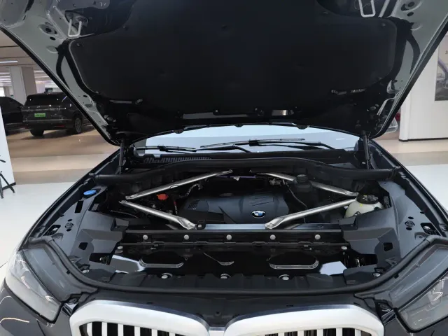 BMW X5 — Фото автомобиля 16