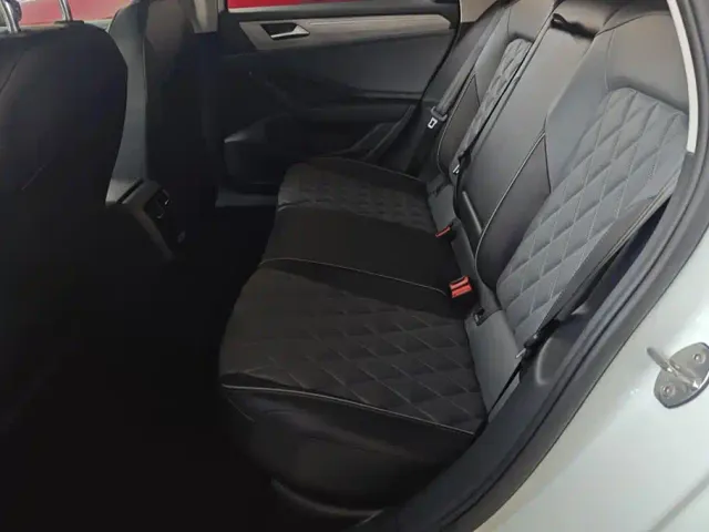 Volkswagen Sagitar — Фото автомобиля 11