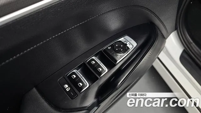 Kia K5 K5 3 поколение 2.0 LPI(Для проката) — Фото автомобиля 28