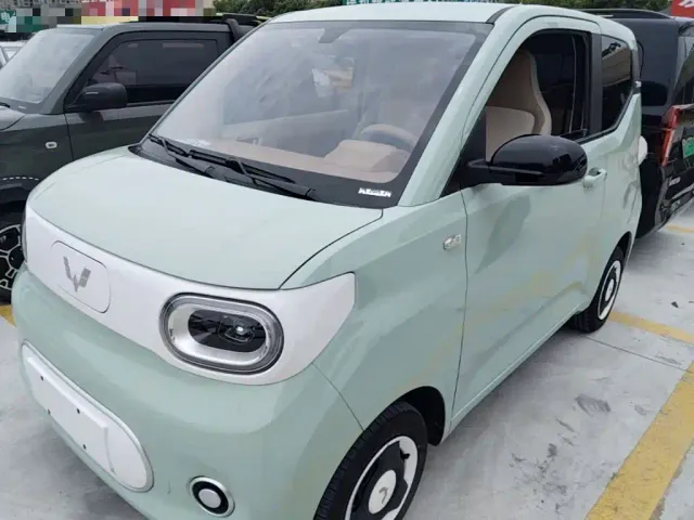 Фотография автомобиля — Wuling Hongguang Mini EV