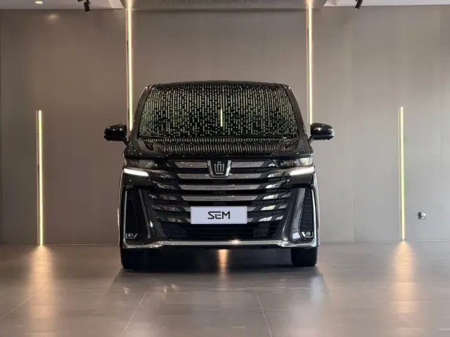 Toyota Vellfire — Фото автомобиля 2