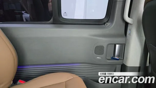 Hyundai Staria Staria 4WD Lounge 9 мест — Фото автомобиля 23