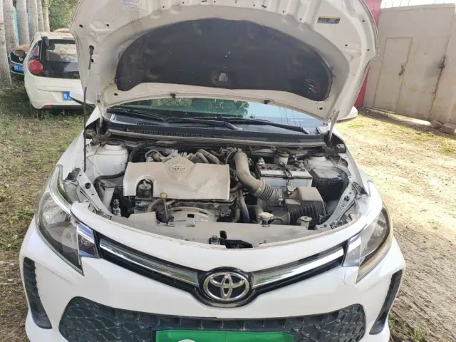 Toyota Vios FS — Фото автомобиля 10