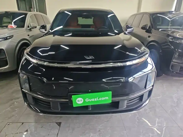 Li Auto L8 — Фото автомобиля 2