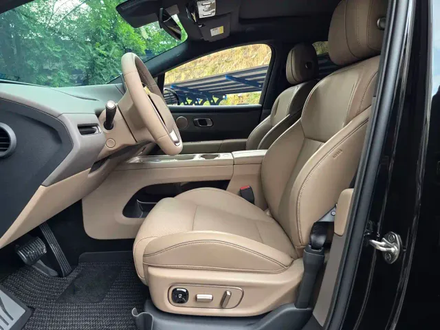 Li Auto i6 — Фото автомобиля 11