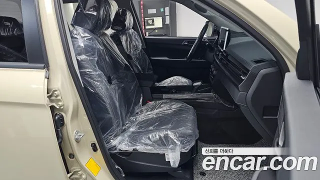 KG_Mobility_Ssangyong Musso Musso (Q300) Дизель 2.2 4WD — Фото автомобиля 23